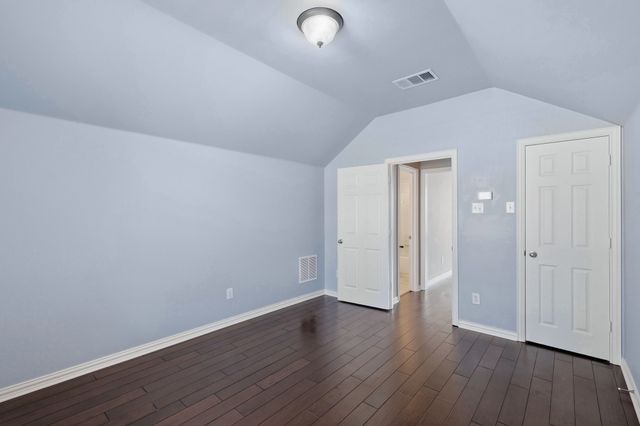 1124 Wilson Drive, Lantana, TX 76226