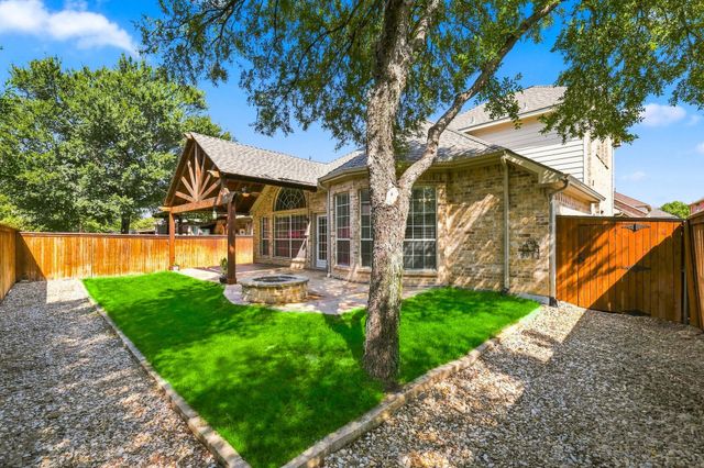 1124 Wilson Drive, Lantana, TX 76226