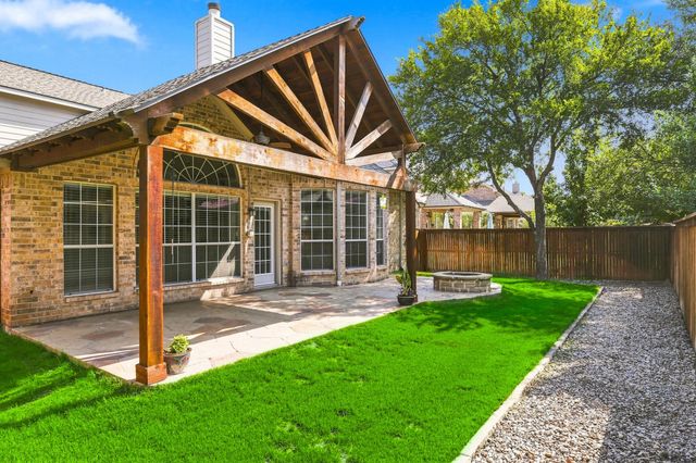 1124 Wilson Drive, Lantana, TX 76226