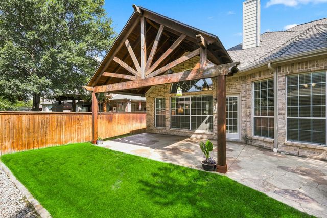 1124 Wilson Drive, Lantana, TX 76226