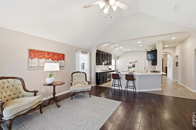 1124 Wilson Drive, Lantana, TX 76226