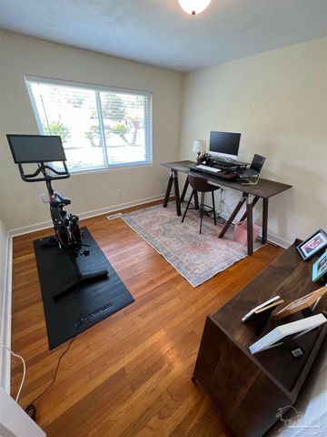 320 Gamarra Rd, Pensacola, FL 32503