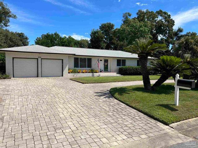 320 Gamarra Rd, Pensacola, FL 32503