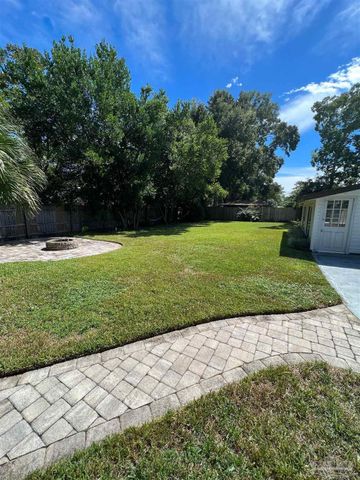 320 Gamarra Rd, Pensacola, FL 32503