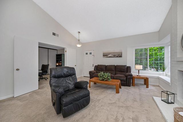 9088 Bramble Trail Way, Sacramento, CA 95826