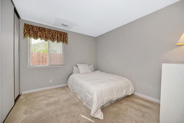 9088 Bramble Trail Way, Sacramento, CA 95826