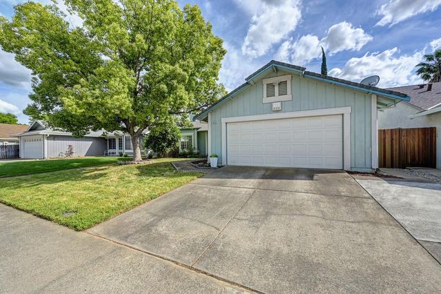 9088 Bramble Trail Way, Sacramento, CA 95826