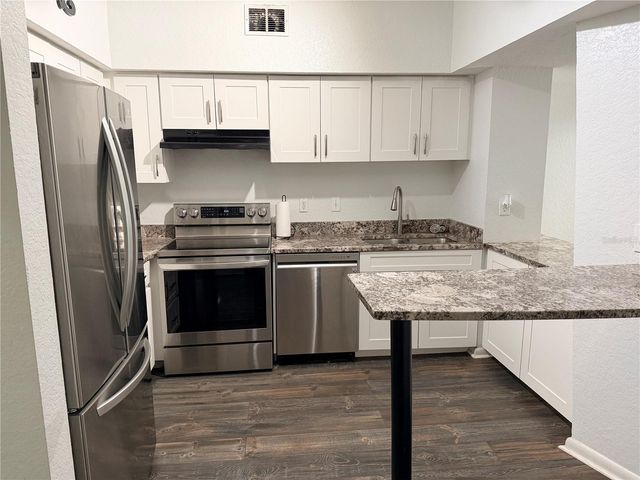 2320 W AZEELE STREET 327, Tampa, FL 33609