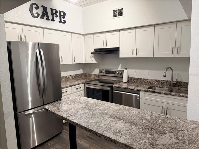 2320 W AZEELE STREET 327, Tampa, FL 33609