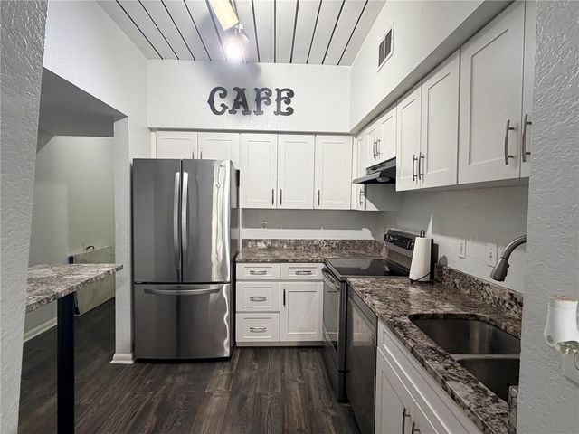 2320 W AZEELE STREET 327, Tampa, FL 33609