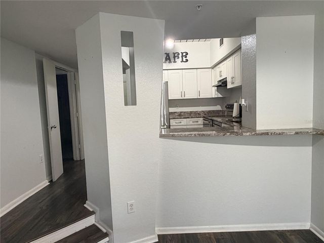 2320 W AZEELE STREET 327, Tampa, FL 33609