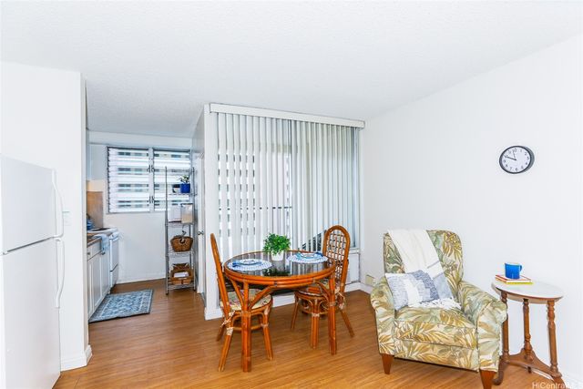 747 Amana Street 613, Honolulu, HI 96814