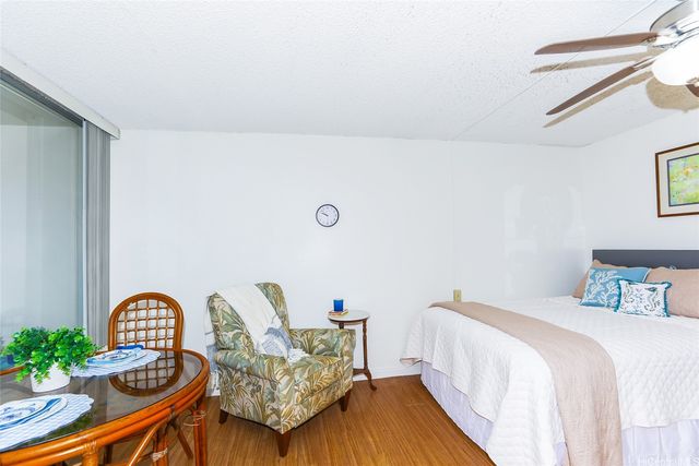 747 Amana Street 613, Honolulu, HI 96814