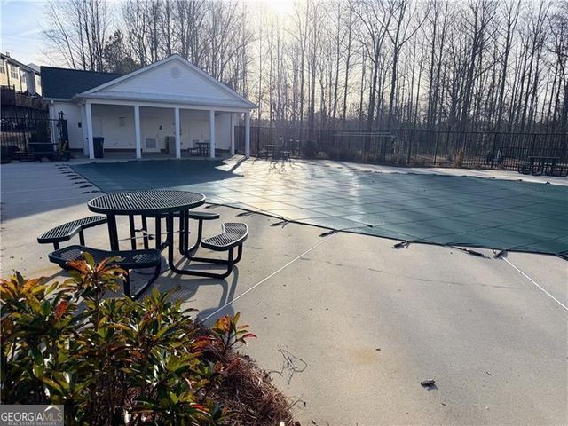 940 Prestwyck Court, Alpharetta, GA 30004