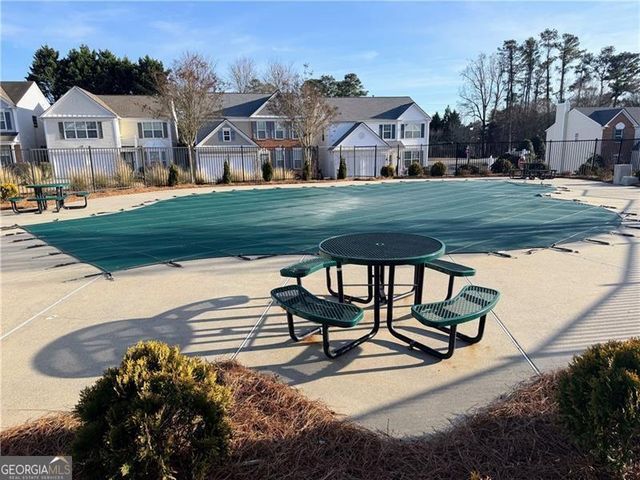 940 Prestwyck Court, Alpharetta, GA 30004