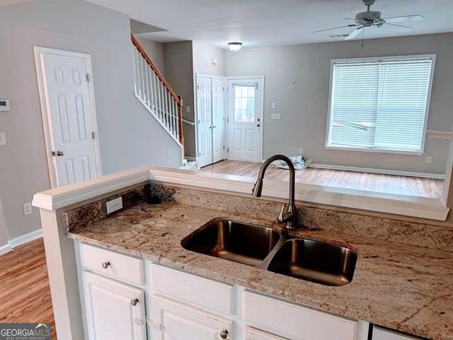 940 Prestwyck Court, Alpharetta, GA 30004