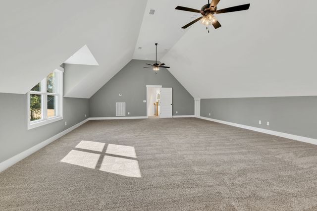 1000 Hogans Branch Rd, Hendersonville, TN 37075