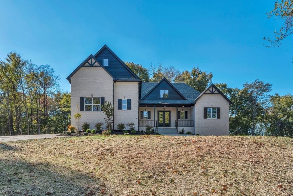 1000 Hogans Branch Rd, Hendersonville, TN 37075