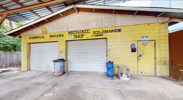 1407 S Gevers, San Antonio, TX 78210