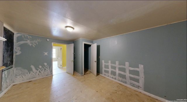 1407 S Gevers, San Antonio, TX 78210