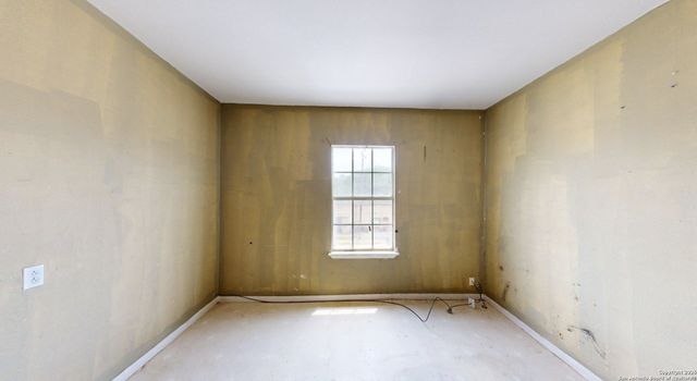 1407 S Gevers, San Antonio, TX 78210