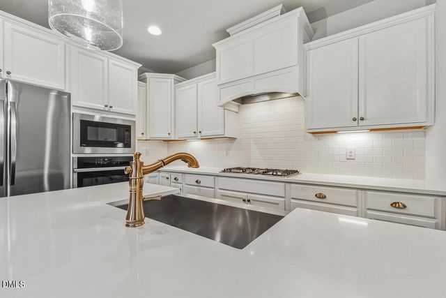 1512 Lone Prairie Drive, Wendell, NC 27591