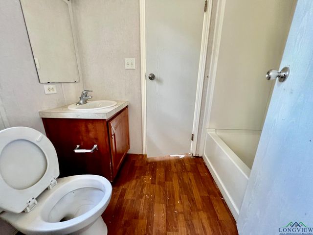 917 Green Blackmon Rd., Kilgore, TX 75662