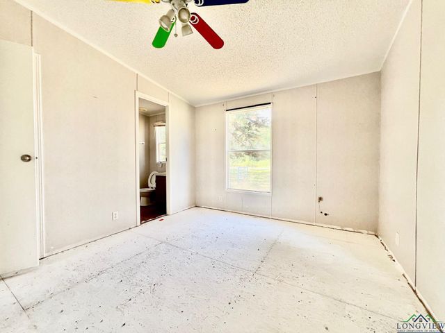 917 Green Blackmon Rd., Kilgore, TX 75662