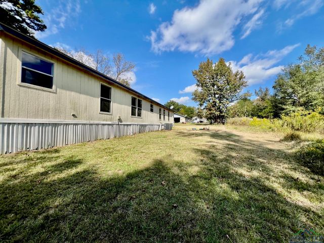 917 Green Blackmon Rd., Kilgore, TX 75662