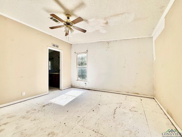 917 Green Blackmon Rd., Kilgore, TX 75662