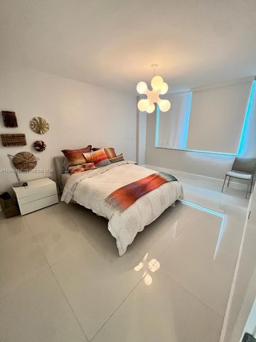 800 Claughton Island Drive 704, Miami, FL 33131