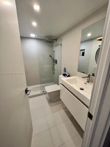800 Claughton Island Drive 704, Miami, FL 33131