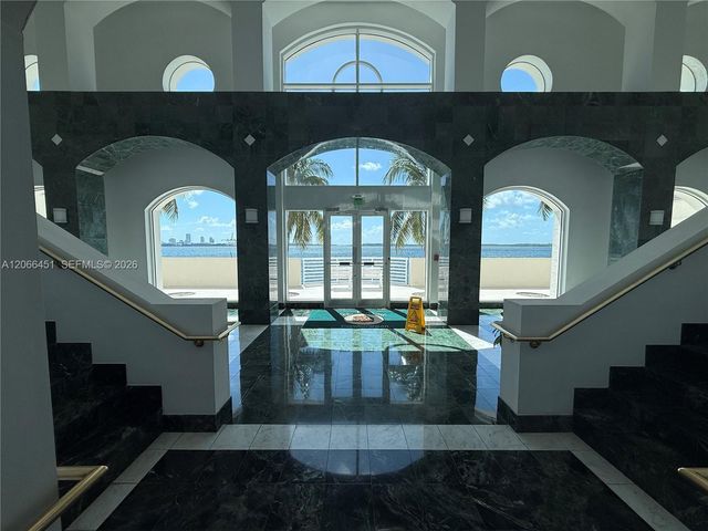 800 Claughton Island Drive 704, Miami, FL 33131