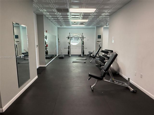 800 Claughton Island Drive 704, Miami, FL 33131
