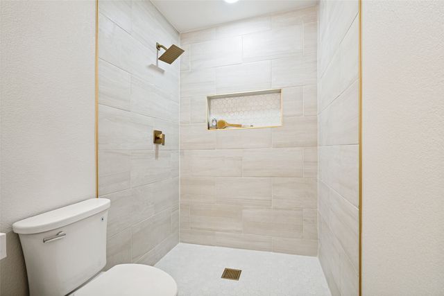 215 Loma Drive, Garland, TX 75040