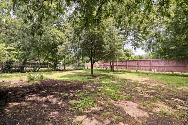 215 Loma Drive, Garland, TX 75040