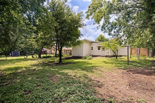 215 Loma Drive, Garland, TX 75040