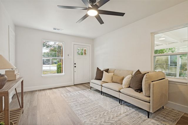 215 Loma Drive, Garland, TX 75040