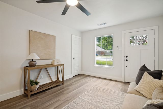 215 Loma Drive, Garland, TX 75040