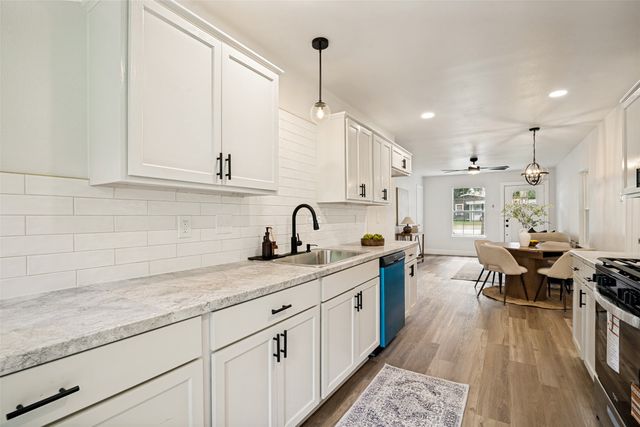 215 Loma Drive, Garland, TX 75040