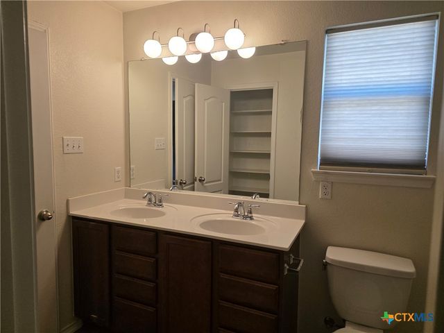 1119 Lonesome Oak Drive, Temple, TX 76502