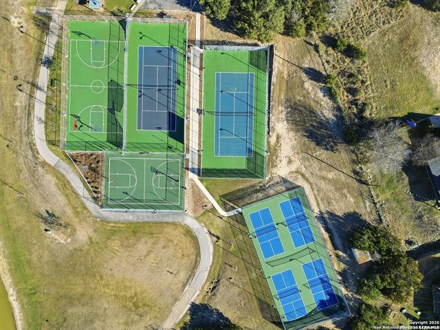 707 Lone Circle, San Antonio, TX 78260