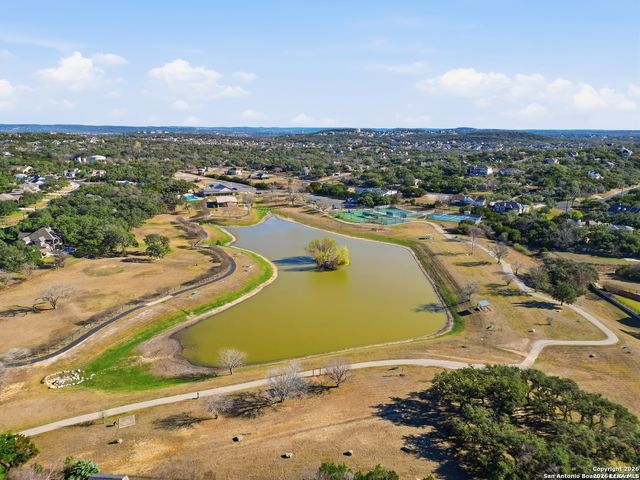 707 Lone Circle, San Antonio, TX 78260