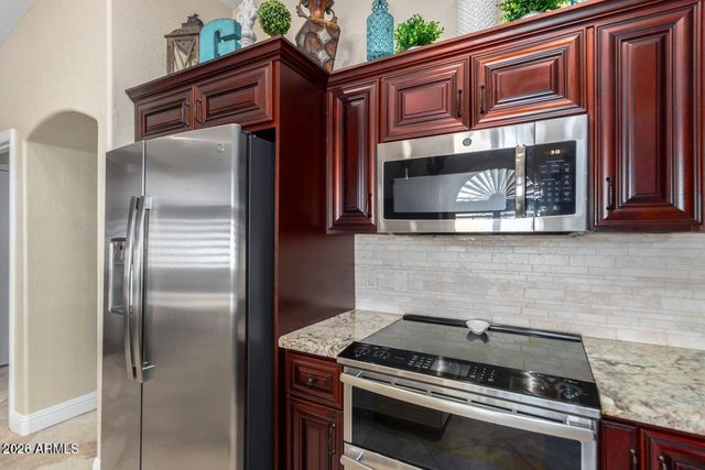7192 W Kimberly Way, Glendale, AZ 85308