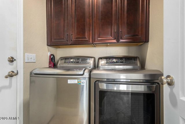 7192 W Kimberly Way, Glendale, AZ 85308