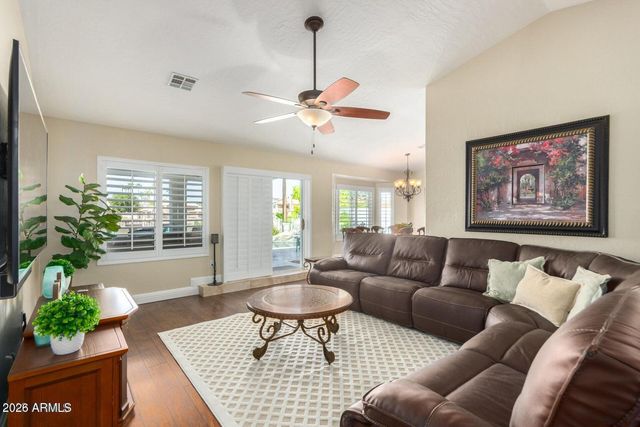 7192 W Kimberly Way, Glendale, AZ 85308
