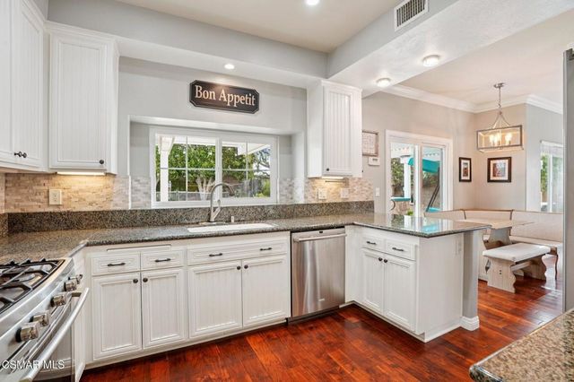 14207 Clemson Street, Moorpark, CA 93021