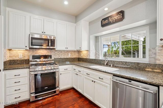 14207 Clemson Street, Moorpark, CA 93021