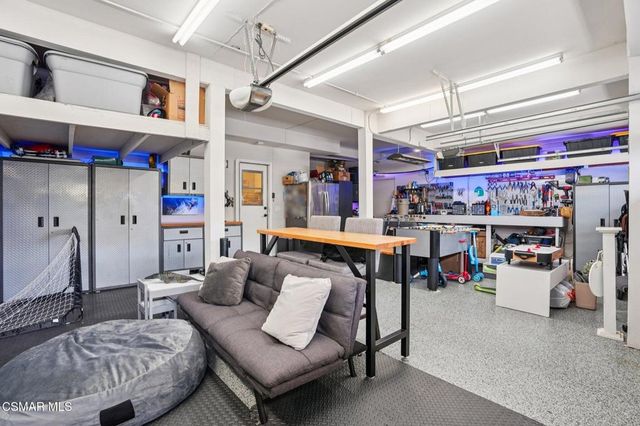 14207 Clemson Street, Moorpark, CA 93021