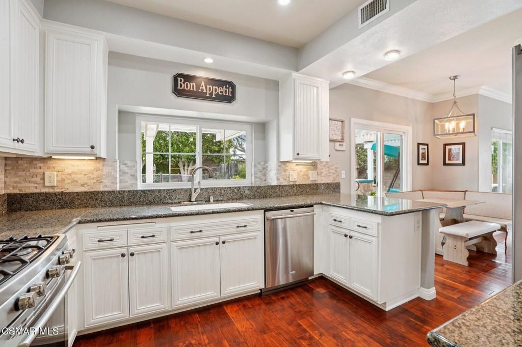 Image 20 of property listing at 14207 Clemson Street, Moorpark, CA 93021